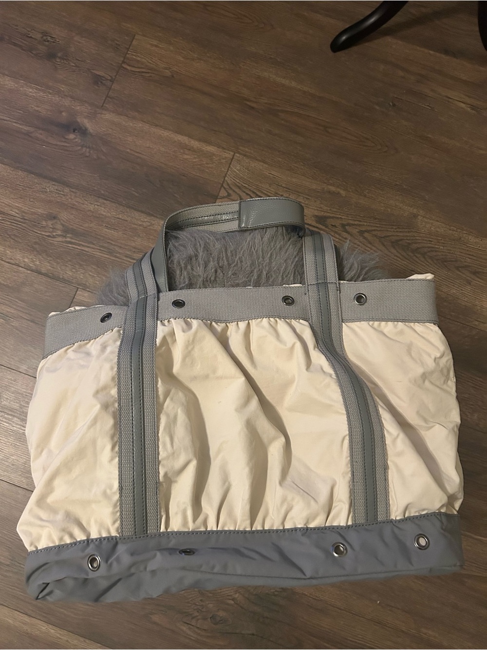 NY & C Canvas and Nylon Two-Tone Tote Bag in Cream and Light Gray